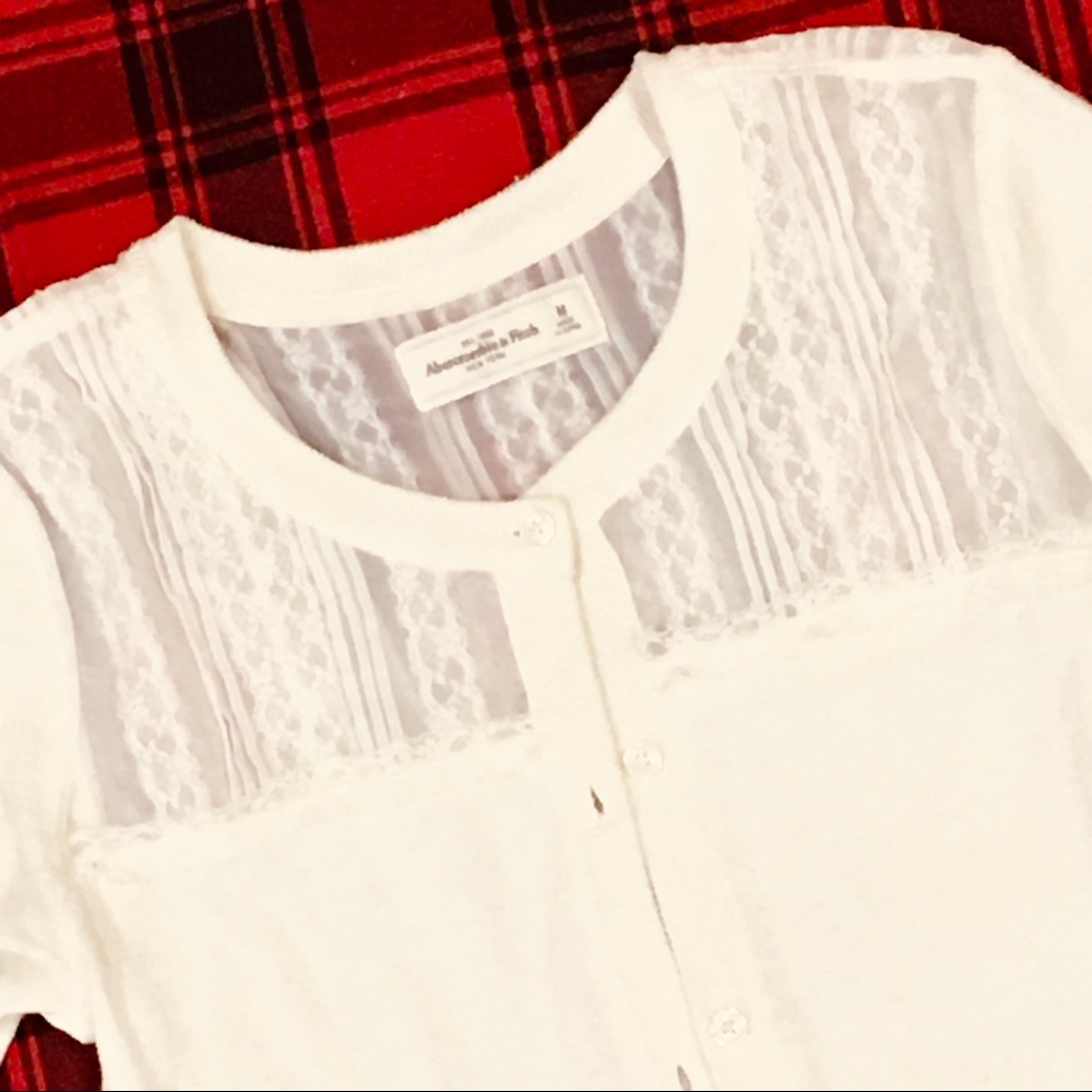 Abercrombie Fitch cream creme ivory sweater lace moose logo